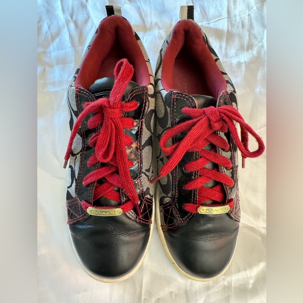 COACH Women's Clip Low Top Sneakers Monogram Size US 7M